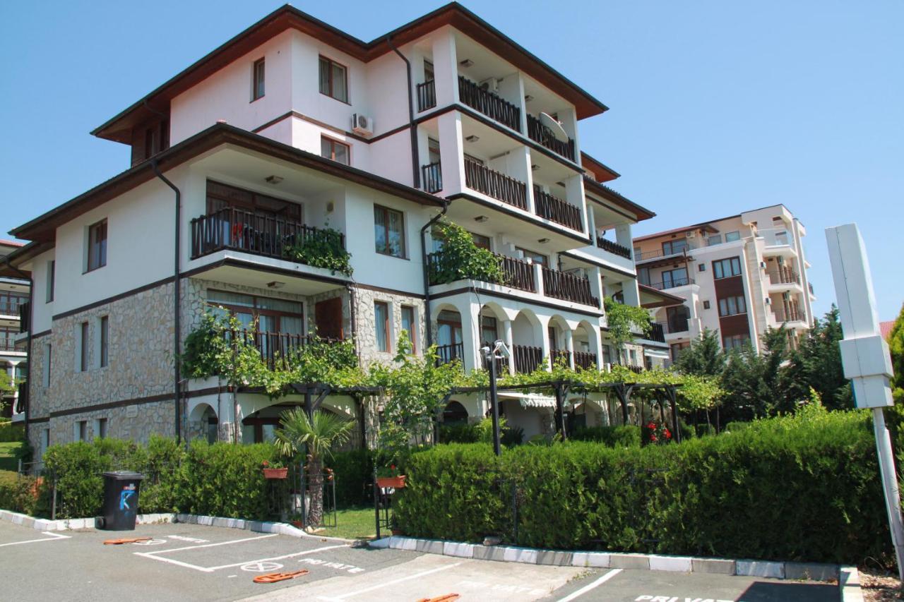 Bademite Apartments Sveti Vlas Exterior foto