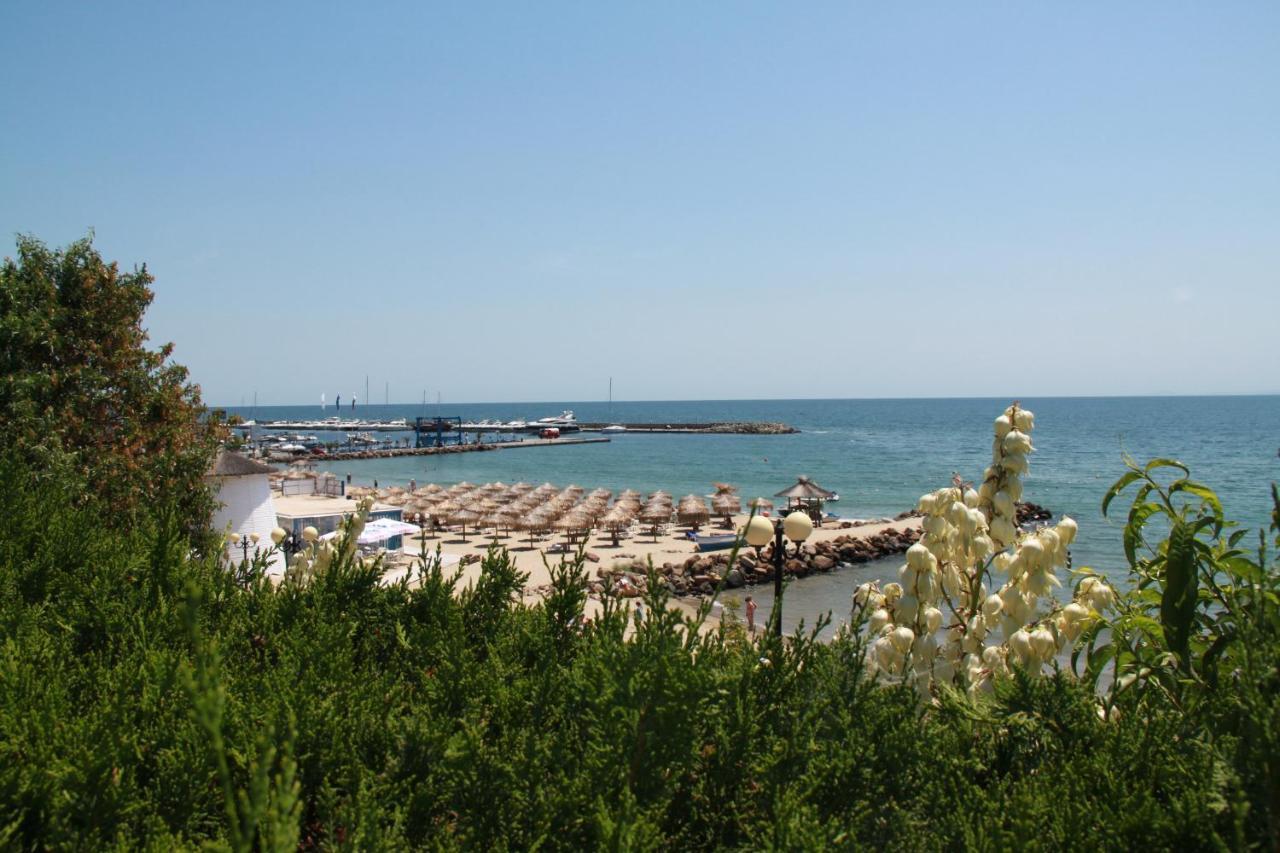 Bademite Apartments Sveti Vlas Exterior foto