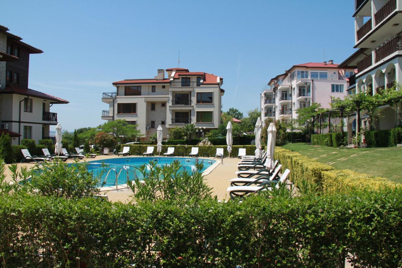 Bademite Apartments Sveti Vlas Exterior foto