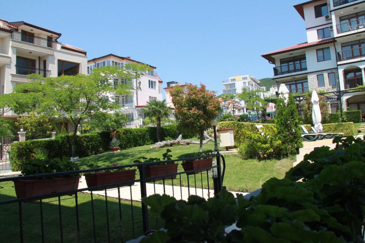 Bademite Apartments Sveti Vlas Exterior foto