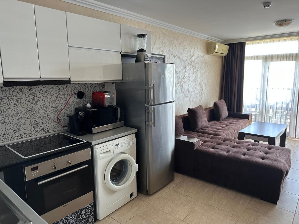 Bademite Apartments Sveti Vlas Exterior foto